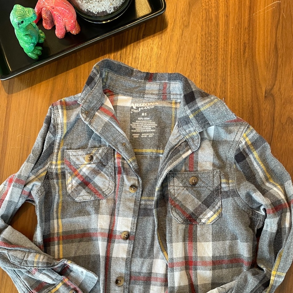Plaid shirt, size 5